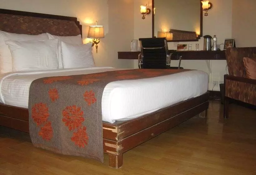デラックスルーム, The Pride Hotel, Nagpur