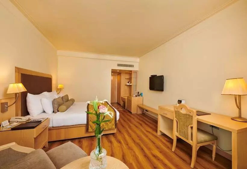 スーペリアールーム, The Pride Hotel, Nagpur