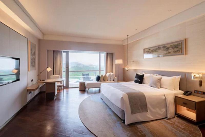 디럭스 룸 도시 전망, The Yuluxe Sheshan, Shanghai, A Tribute Portfolio