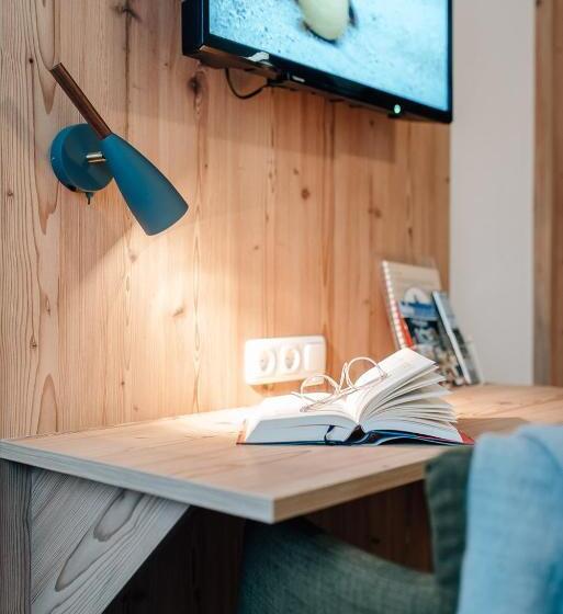 Номер Комфорт Индивидуальный, Löwen Hotel & Restaurant