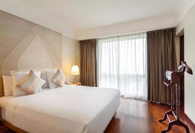 سوییت سوپریور, Novotel Semarang