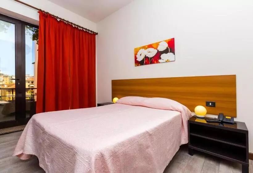 اتاق اکونومی, Adria