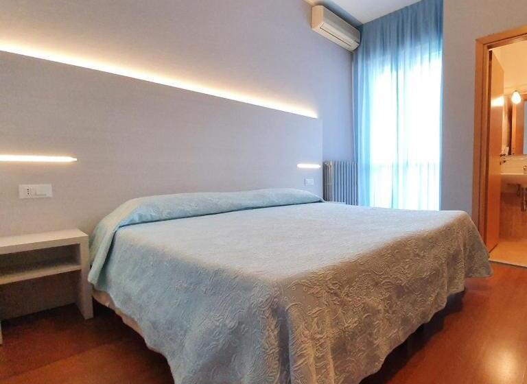 Номер Стандарт, Air