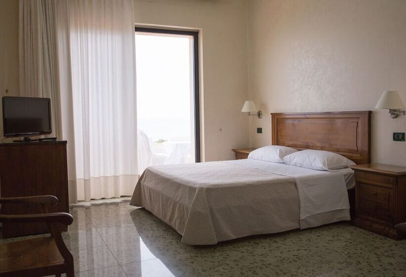 غرفة قياسية ثلاثية, Arcobaleno