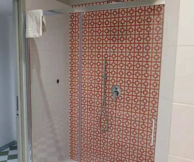 スタンダード４人部屋, Baia Di Puolo