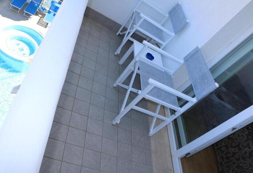 스탠다드 트리플 룸, Bellevue