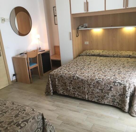 4인용 스탠다드 룸, Bellevue