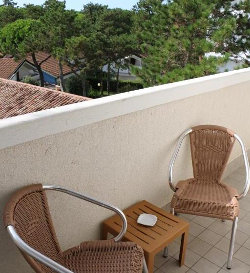 디럭스 트리플 룸, Bellevue