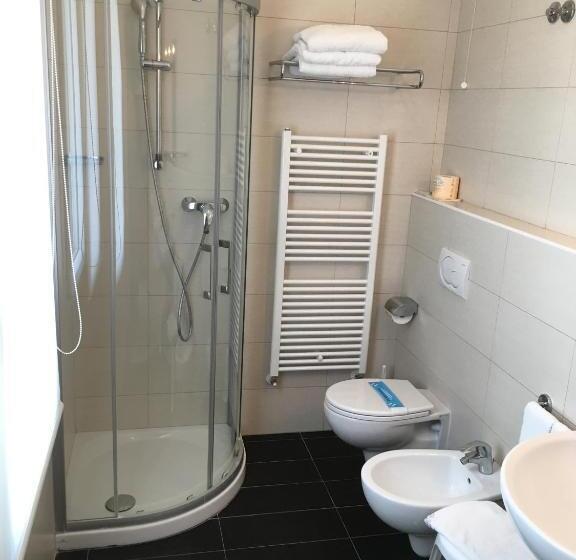 Трехместный Номер Deluxe, Bellevue