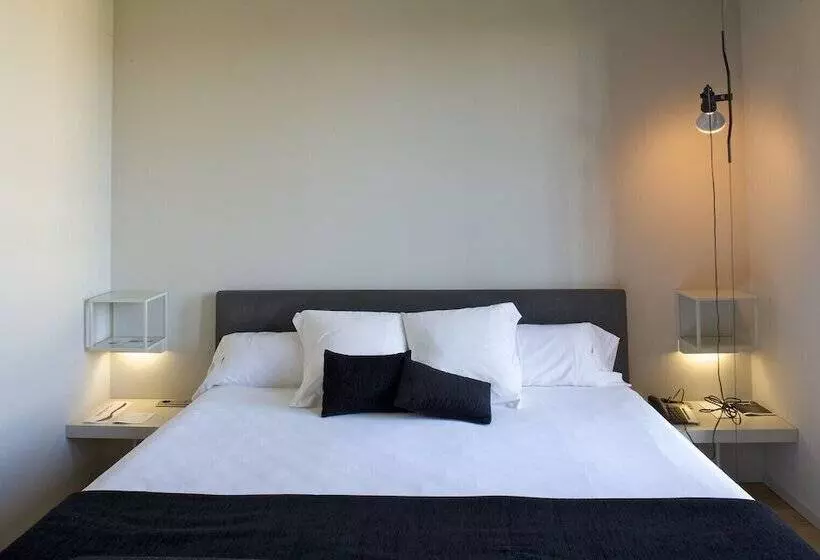 اتاق سوپریور, Blu Hotel Almansa