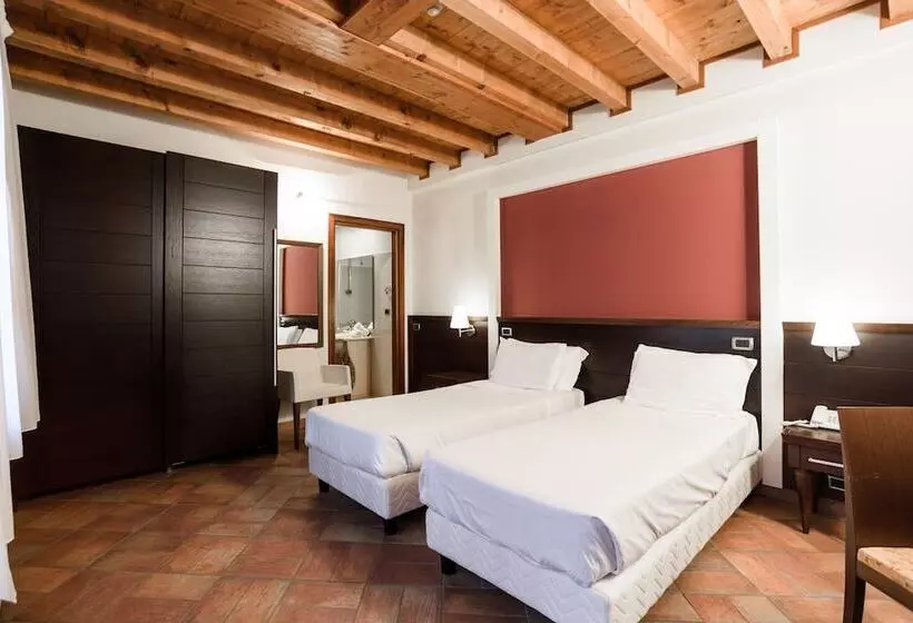 اتاق استاندارد, Country Hotel Castelbarco