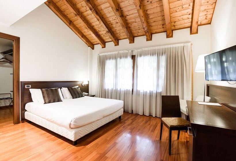 غرفة قياسية, Country Hotel Castelbarco