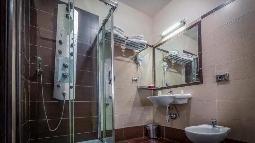 غرفة قياسية, Daytona Palace