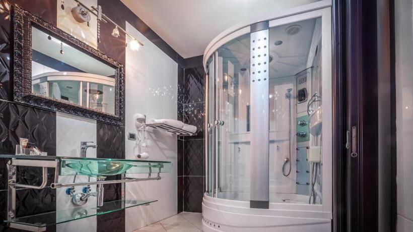 غرفة قياسية, Daytona Palace