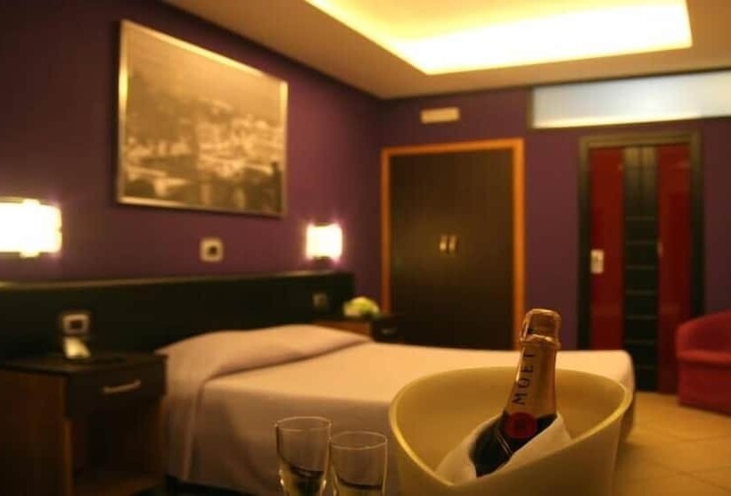 غرفة قياسية, Daytona Palace