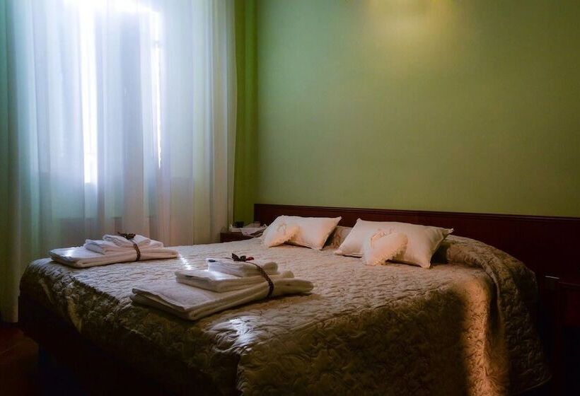 Номер Стандарт Трехместный, Grimaldi