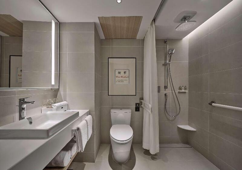 اتاق استاندارد با تخت بزرگ برای معلولان, Hilton Garden Inn Guangzhou Tianhe