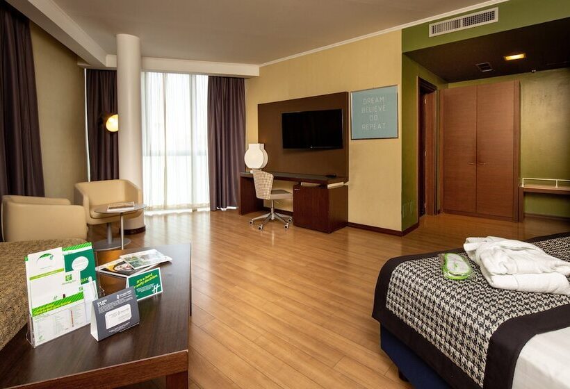 جناح, Holiday Inn Turin Corso Francia, An Ihg