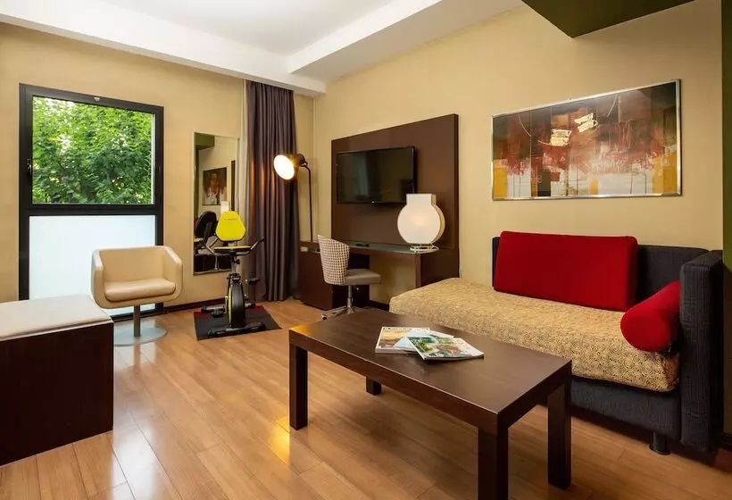 سوییت, Holiday Inn Turin Corso Francia, An Ihg