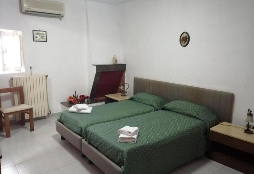 דירת חדר, Holiday Residence