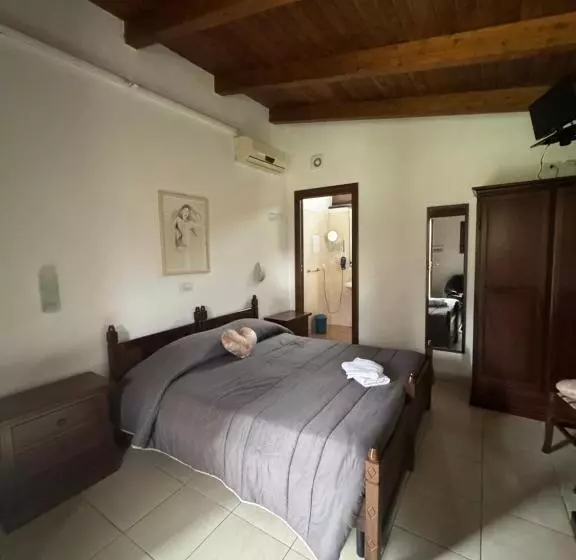 Standard Single Room Single Bed, Holiday Residence