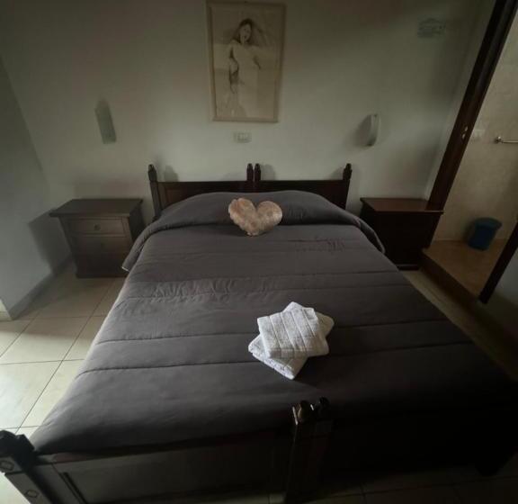 Standard Single Room Single Bed, Holiday Residence