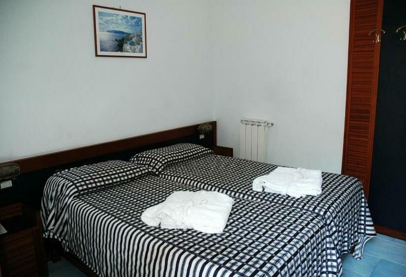 スタンダードルーム, Il Faro