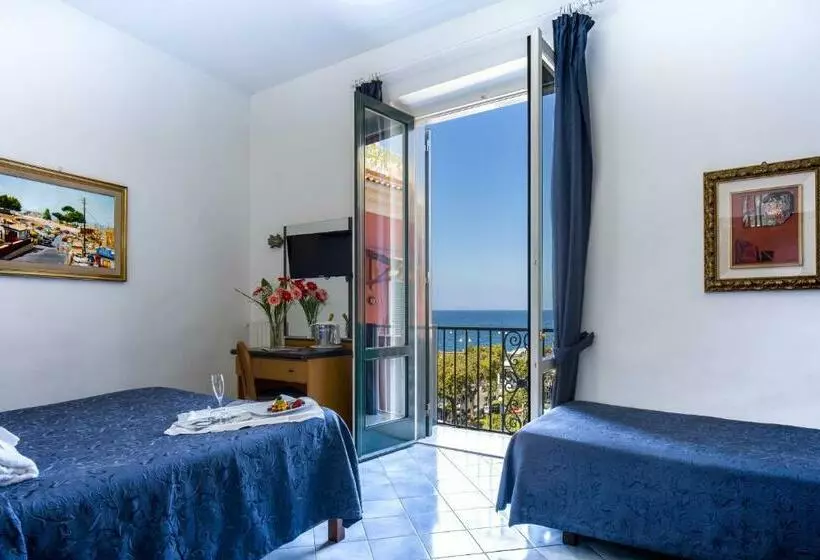Triple Room Sea View, Il Faro