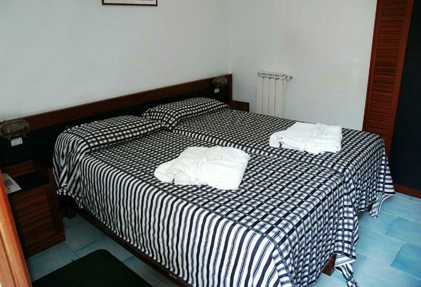 클래식 4인 룸, Il Faro