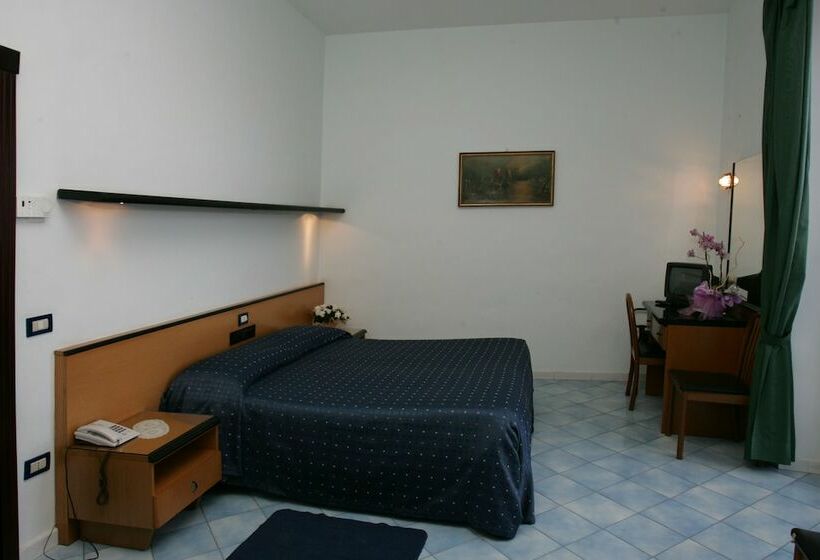 オーシャンビューファミリールーム, Il Faro