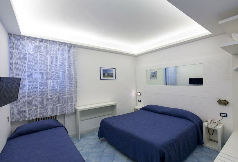 Triple Room Sea View, Il Faro