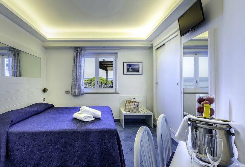 Triple Room Sea View, Il Faro