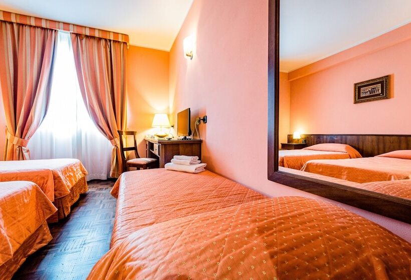 اتاق استاندارد سه نفره, Lucrezia Borgia