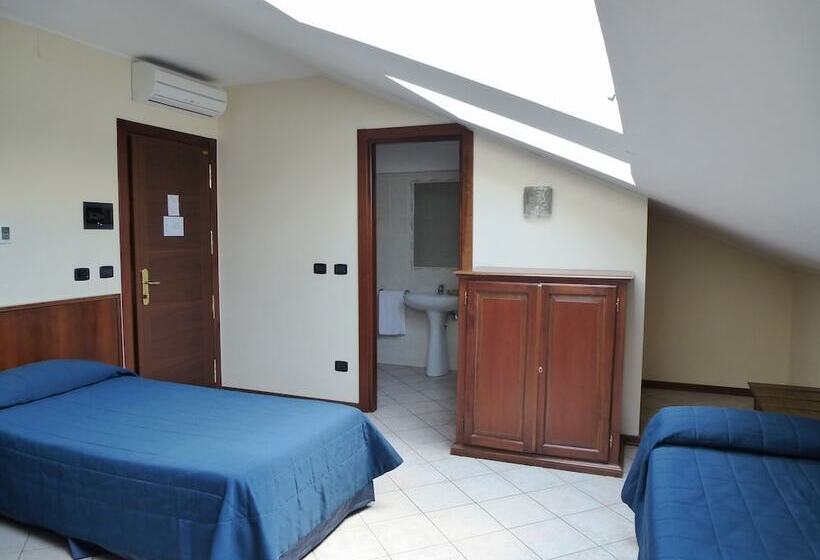 اتاق لوکس, Lucrezia Borgia