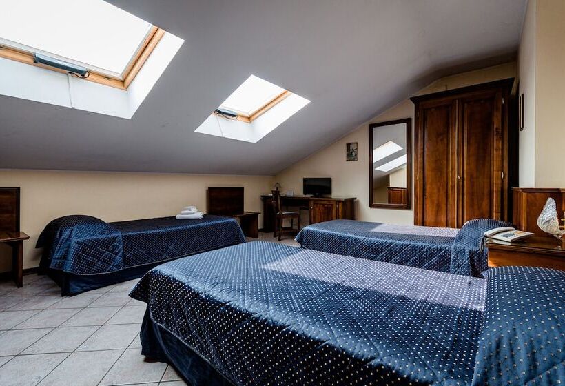 اتاق لوکس, Lucrezia Borgia