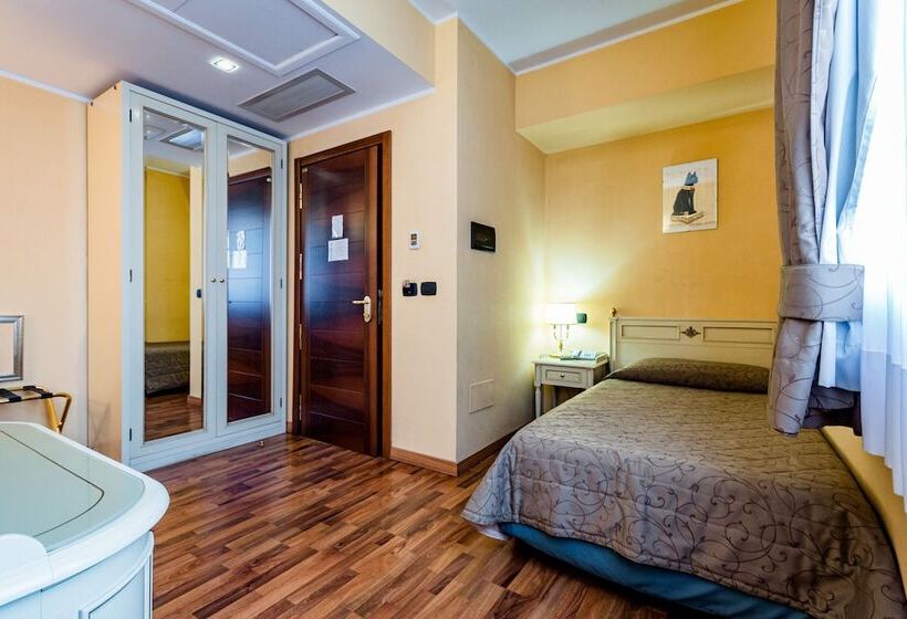 اتاق لوکس یک تخته, Lucrezia Borgia