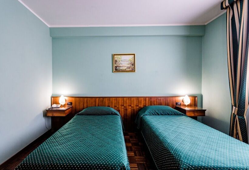 اتاق استاندارد, Lucrezia Borgia