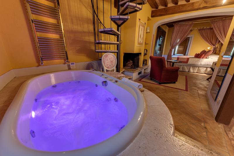 ハイドロマッサージバス付きスイート, Palazzo Del Capitano Wellness & Relais   Luxury Borgo Capitano Collection