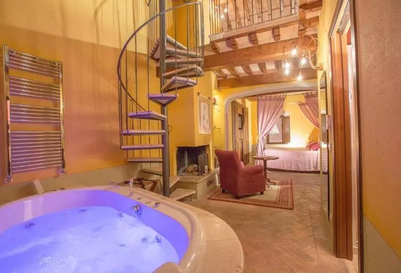 ハイドロマッサージバス付きスイート, Palazzo Del Capitano Wellness & Relais   Luxury Borgo Capitano Collection