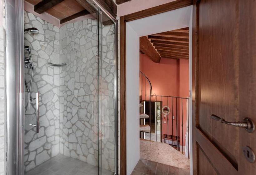 Люкс с гидромассажем, Palazzo Del Capitano Wellness & Relais   Luxury Borgo Capitano Collection