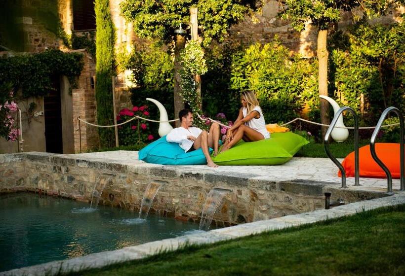 キングサイズベッドのスイートルーム, Palazzo Del Capitano Wellness & Relais   Luxury Borgo Capitano Collection