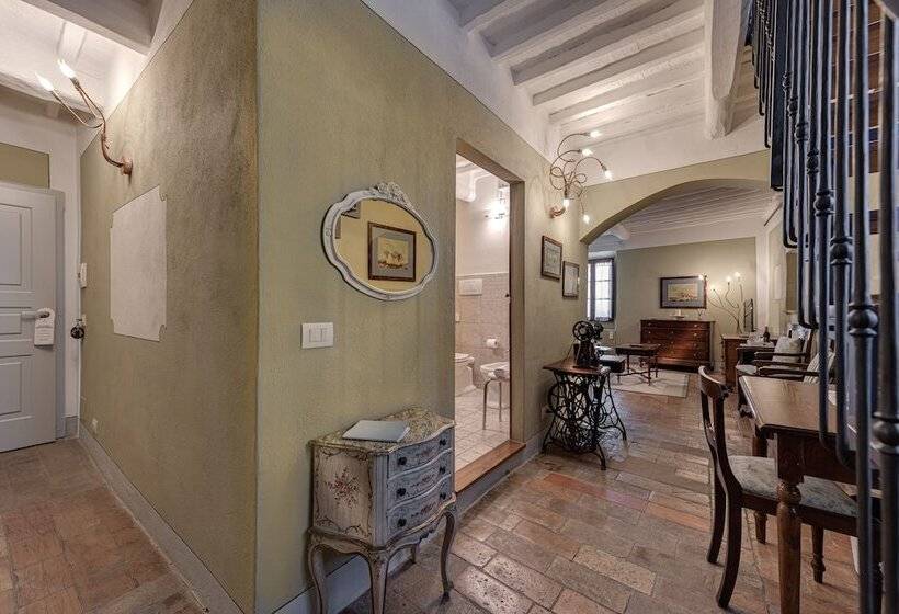 Президентский Люкс, Palazzo Del Capitano Wellness & Relais   Luxury Borgo Capitano Collection