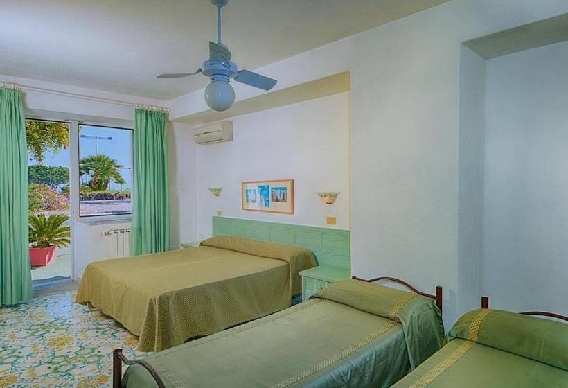 غرفة قياسية رباعية, Parco Cartaromana