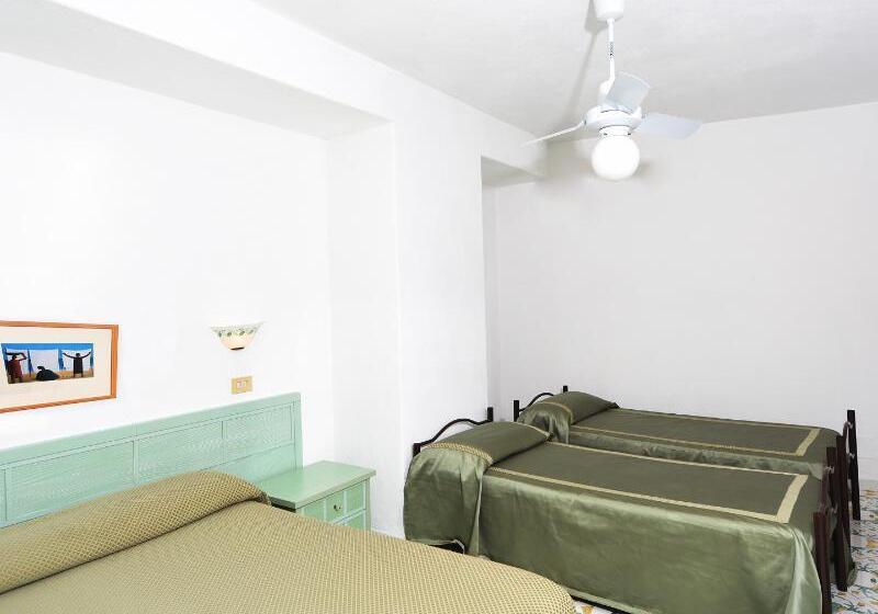 غرفة قياسية رباعية, Parco Cartaromana