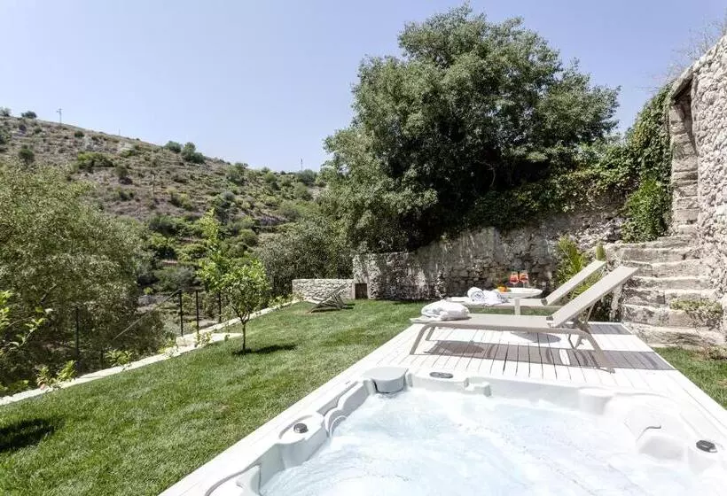 سوییت لوکس, Locanda Don Serafino Historical Boutique