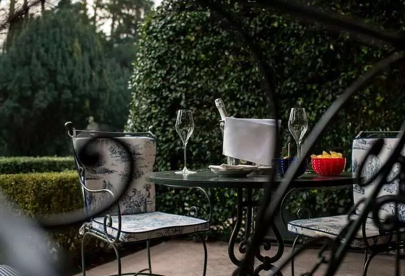 デラックスルーム, Villa Franceschi Hotel & Resort