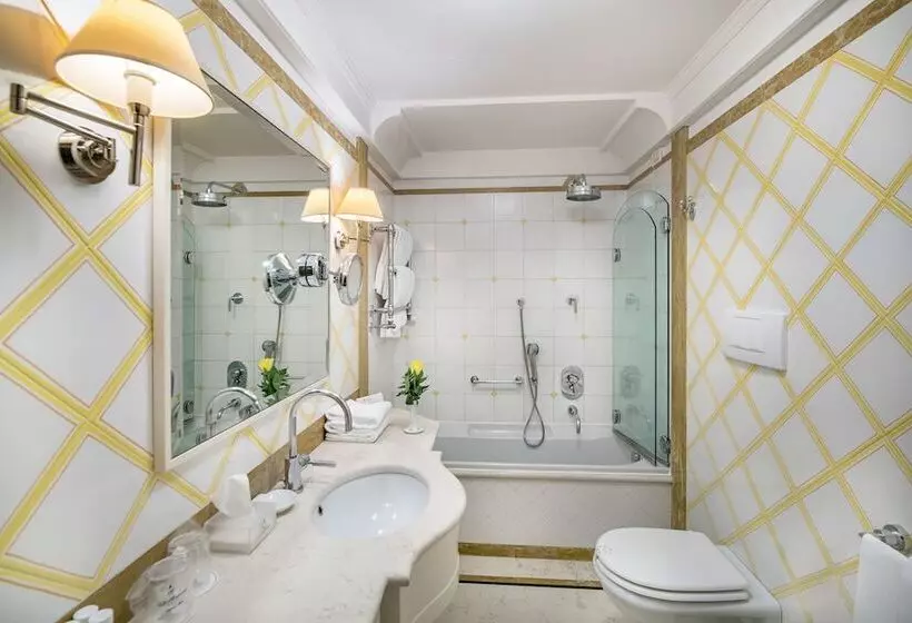 デラックスルーム, Villa Franceschi Hotel & Resort