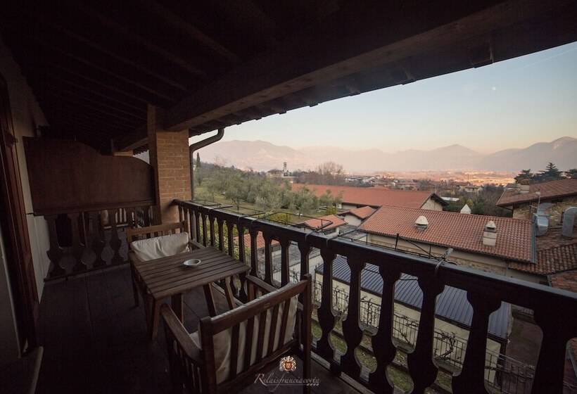 غرفة ديلوكس مطلة على البحيرة, Relaisfranciacorta