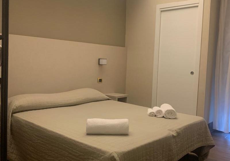 اتاق استاندارد, Royal Plaza