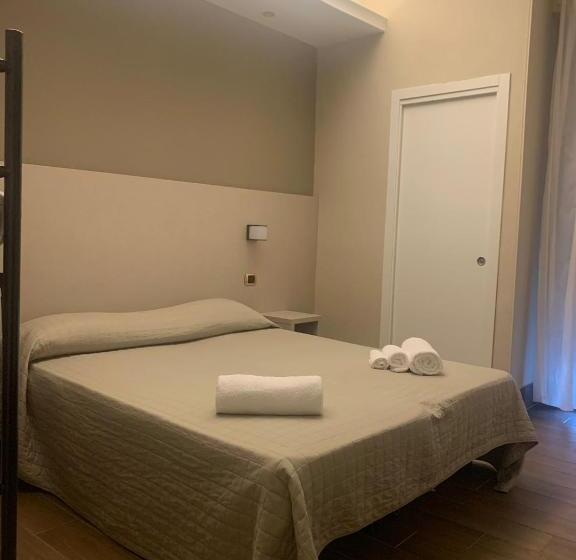 اتاق استاندارد, Royal Plaza